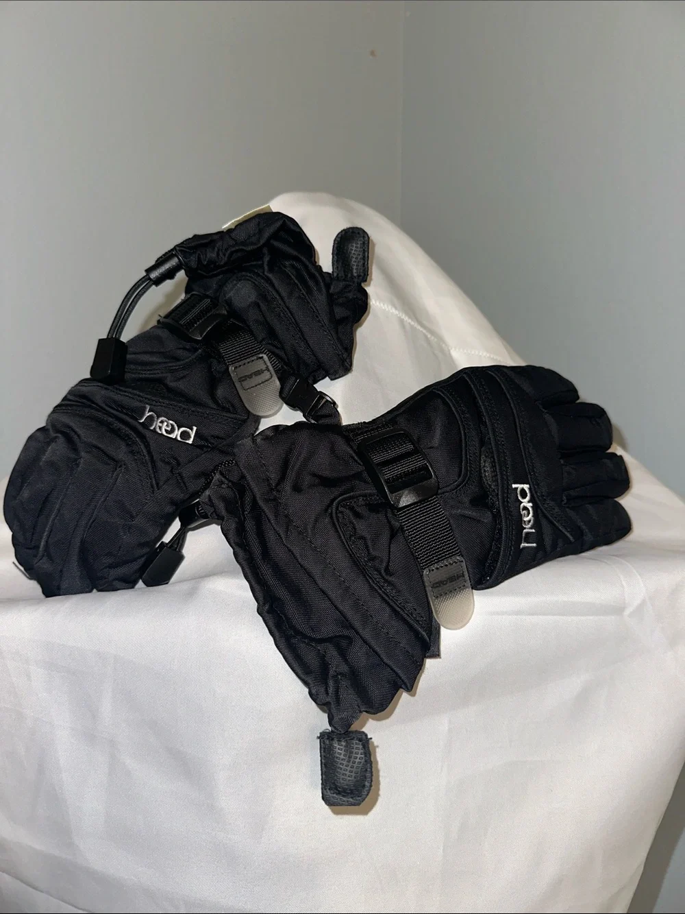 Head Kids’ Black Winter Ski Gloves with Adjustable Wrist Strap